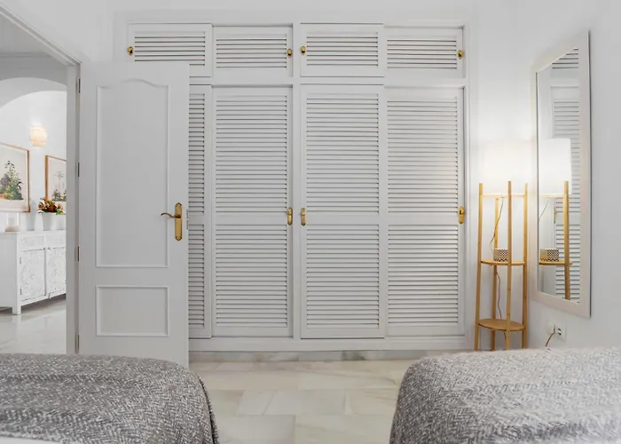 02 Bdr Cádiz 208 * Marbella